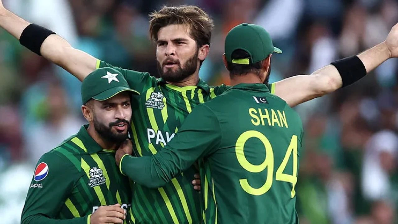 Karachi Kings skipper backs Lahore Qalandars captain