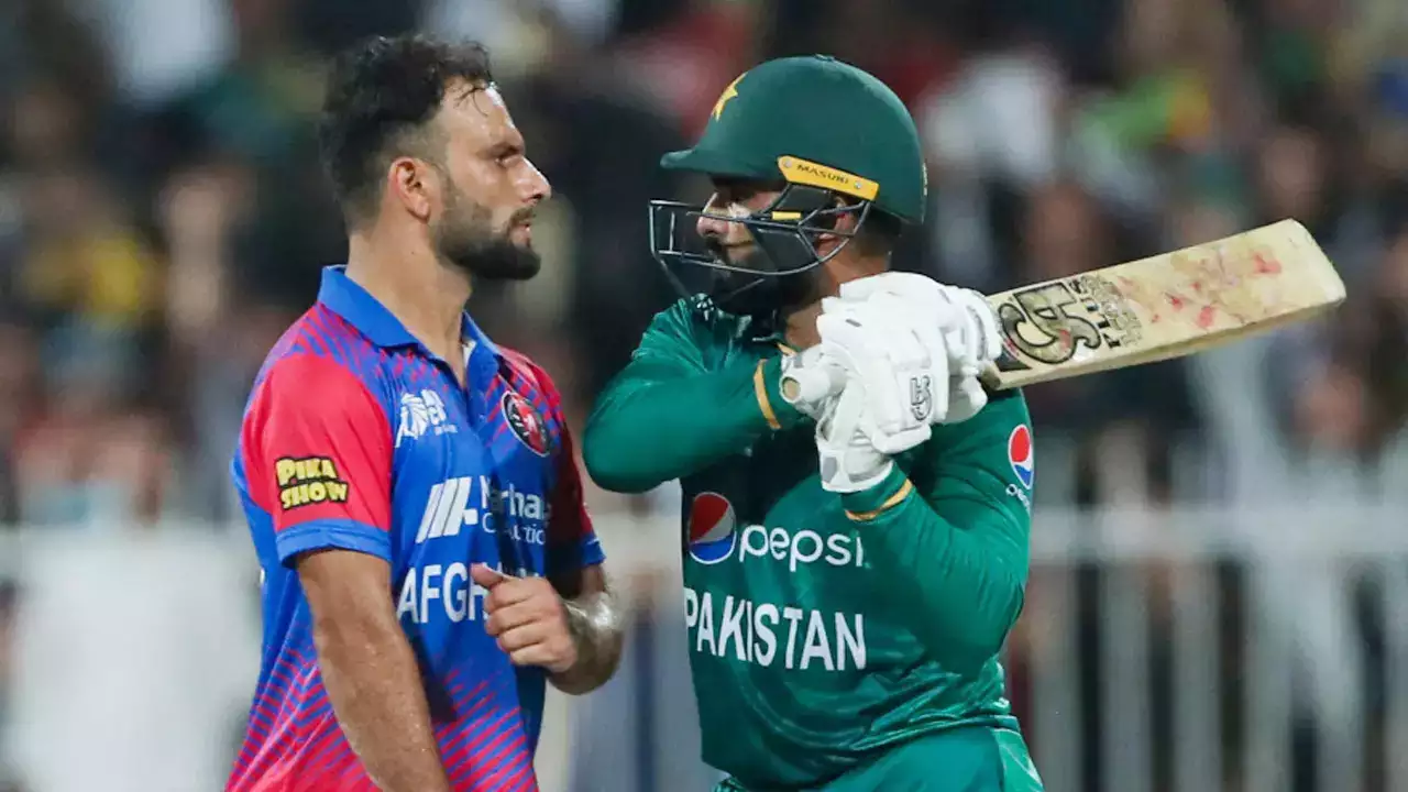 Asif Ali slams his critics